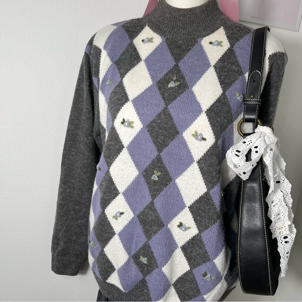 Vintage 90s Floral Argyle Checker White Purple Lilac Sweater Acrylic Womens Lg - Picture 3 of 6